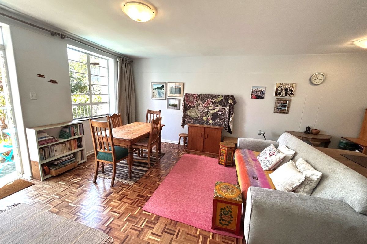 Charming Spacious 2 Bed 1.5 Bath for SALE in the Heart of Robindale. - Photo 2