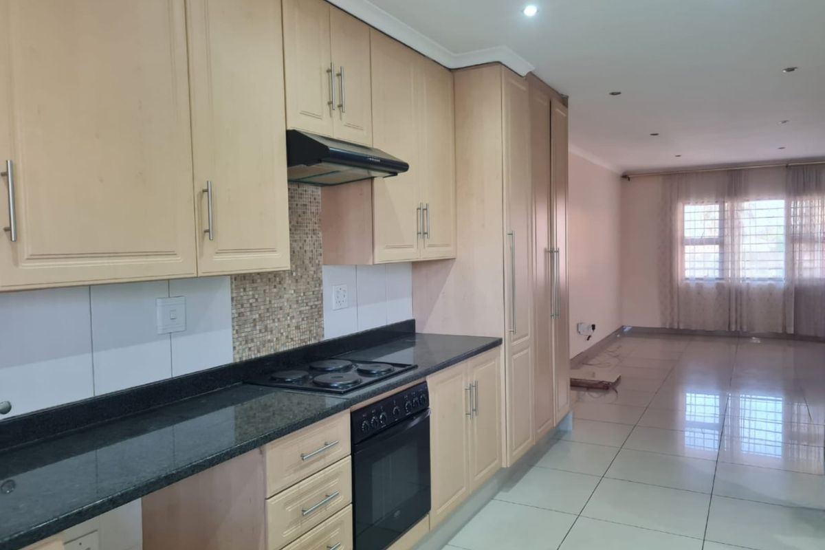 Affordable Retail space in a well-structured Business Complex - Photo 3