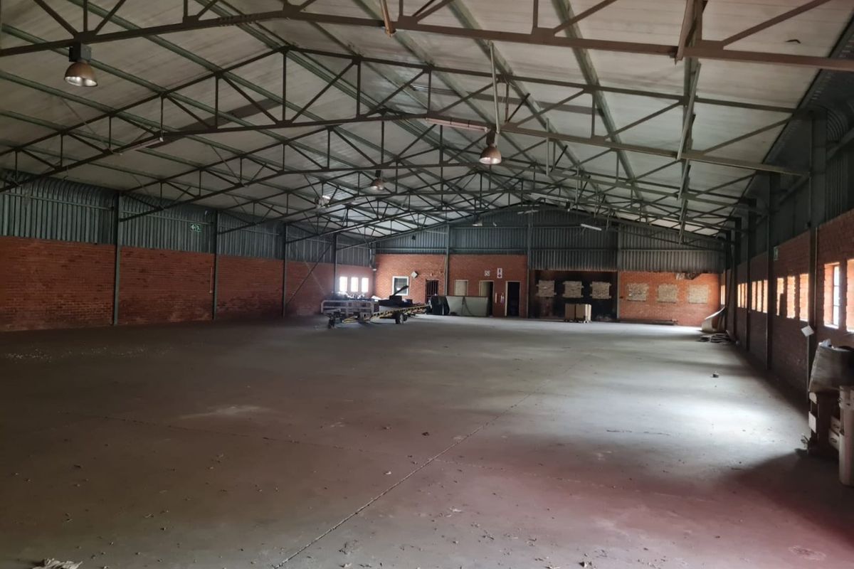 Well Priced Commercial Warehouses in a Business Park - Photo 5