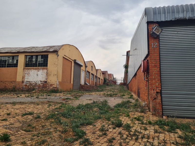 Well Priced Commercial Warehouses in a Business Park - Photo 6