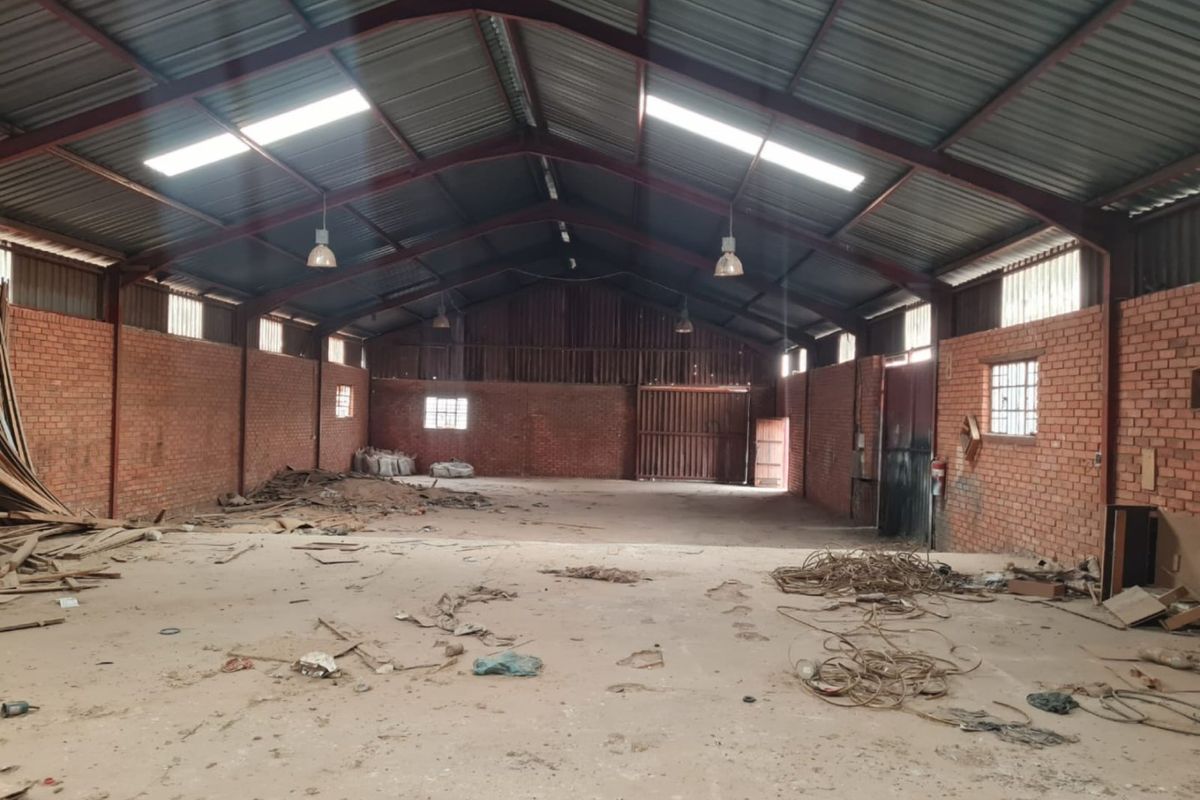 Well Priced Commercial Warehouses in a Business Park - Photo 5