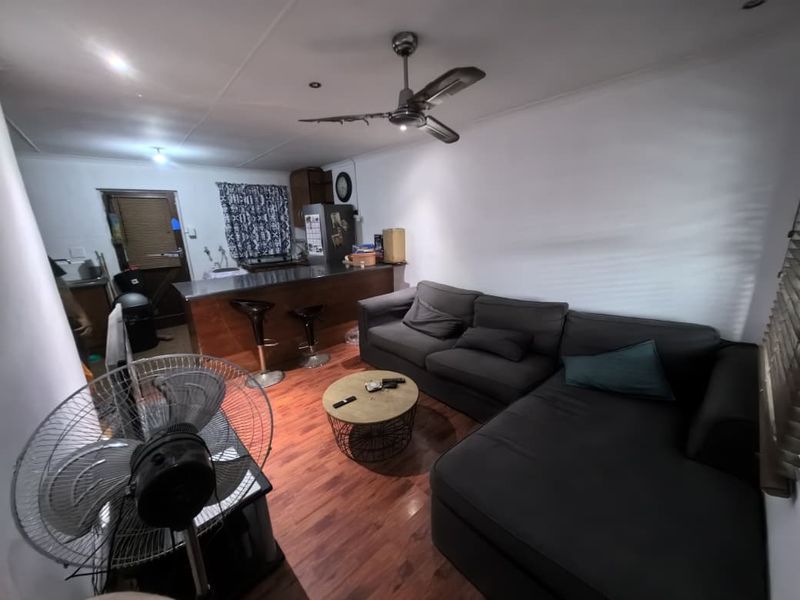 Three bedroom Freestanding home for Sale in Seawinds - Photo 3