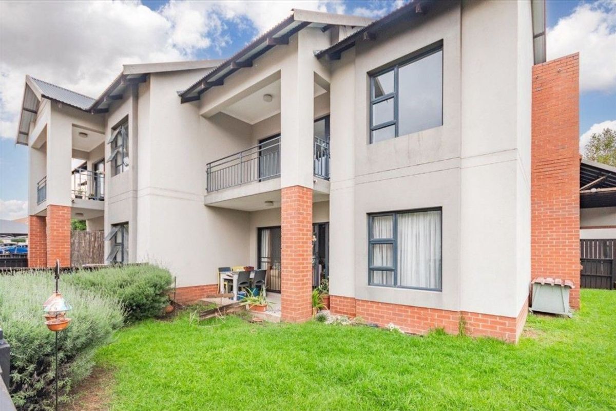 Modern 2-Bedroom Starter Home – Comfortable & Convenient - Photo 3