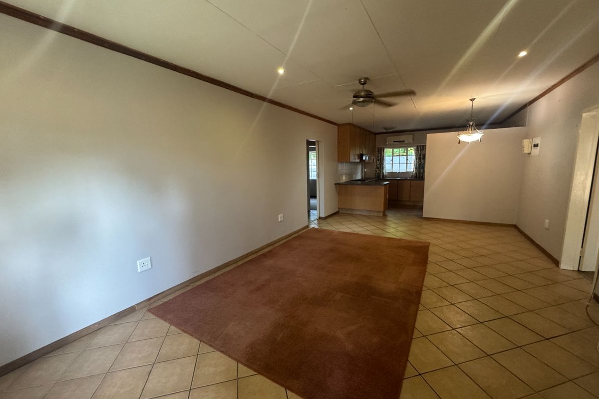 Warm and Welcoming Full Title Townhouse with Beautiful Garden - Photo 5