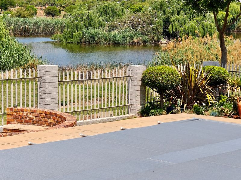 Luxury 4-Bedroom Home for Sale in Harbour Town Golf Estate, Vaal Marina - Photo 7