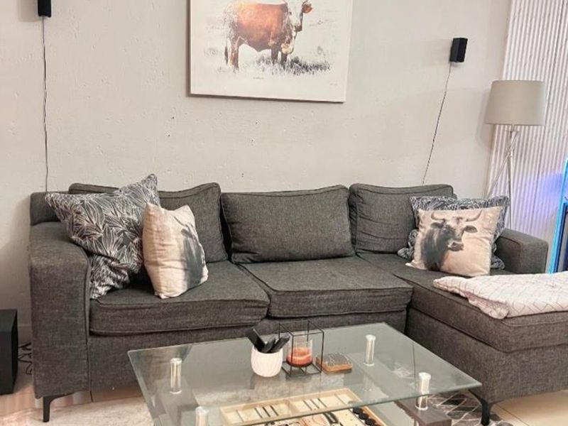 Modern and Cozy Starter Home - Photo 2