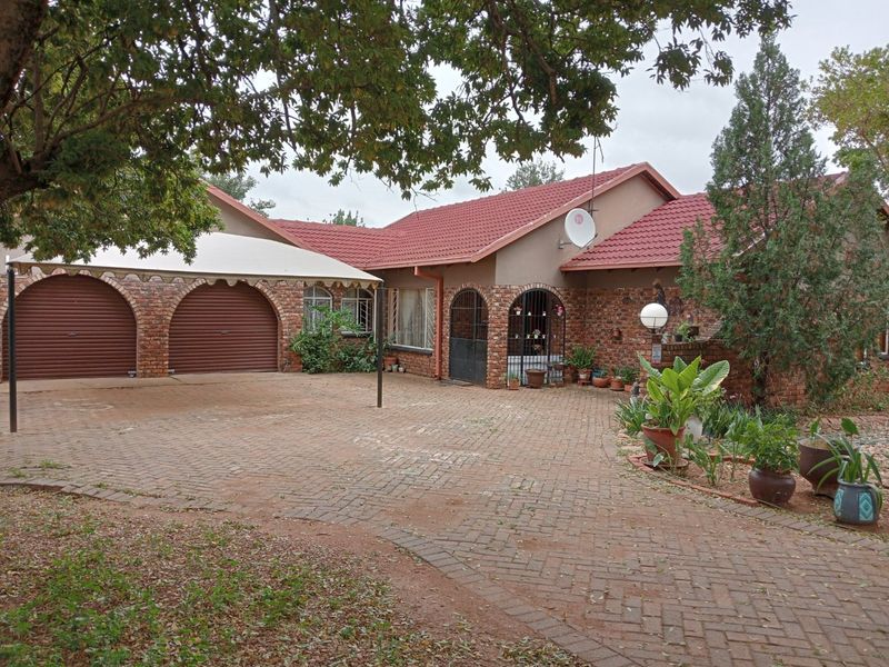 3 Bedroom house for sale in Meiringspark - Photo 2