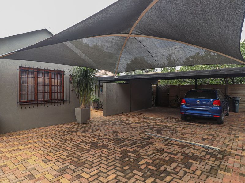 5 Bedroom house for sale in Stilfontein. - Photo 5