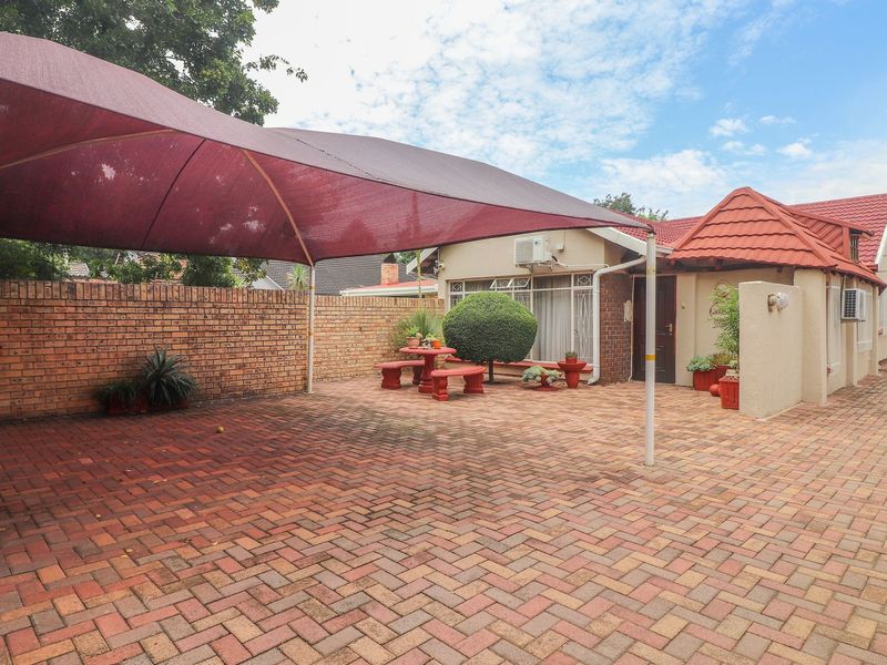 5 Bedroom house for sale in Stilfontein. - Photo 6