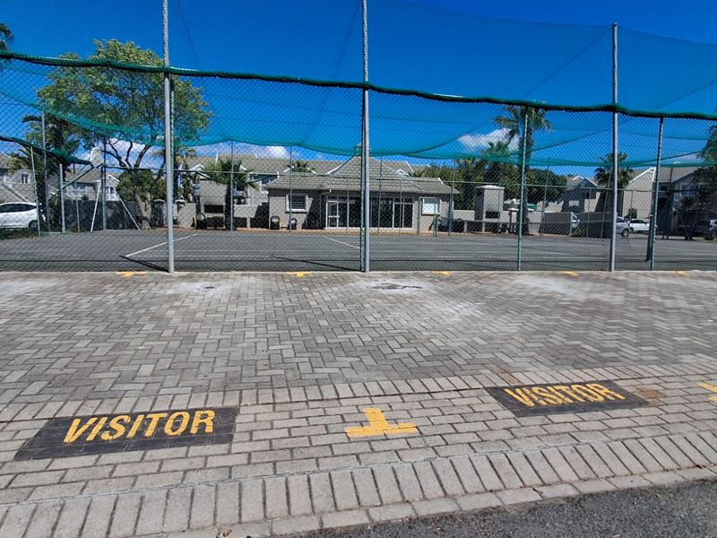 Escape to Easy Living in Secure Bergzicht!  - Photo 10