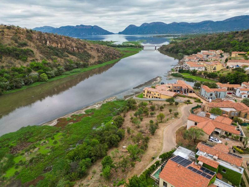 Prime 666m2 Stand for Sale in Prestigious Estate d’Afrique - Photo 10