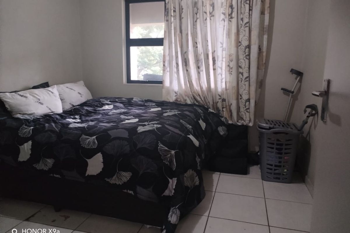 Modern 2-Bedroom Apartment in Rynfield AH for Sale! - Photo 4