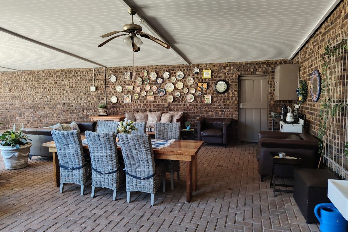 Idyllic 5 Bed Farm Retreat in Cullinan Rural (Perfect for wedding venue) - Photo 5