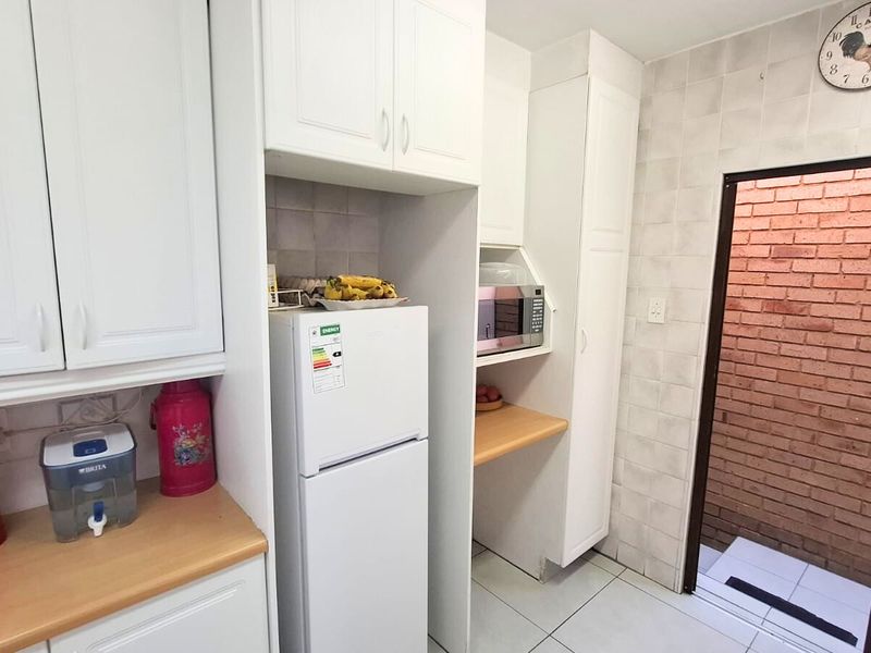 3-Bedroom House for Sale in Sought-After Carlswald Close Complex, Halfway Gardens - Photo 7