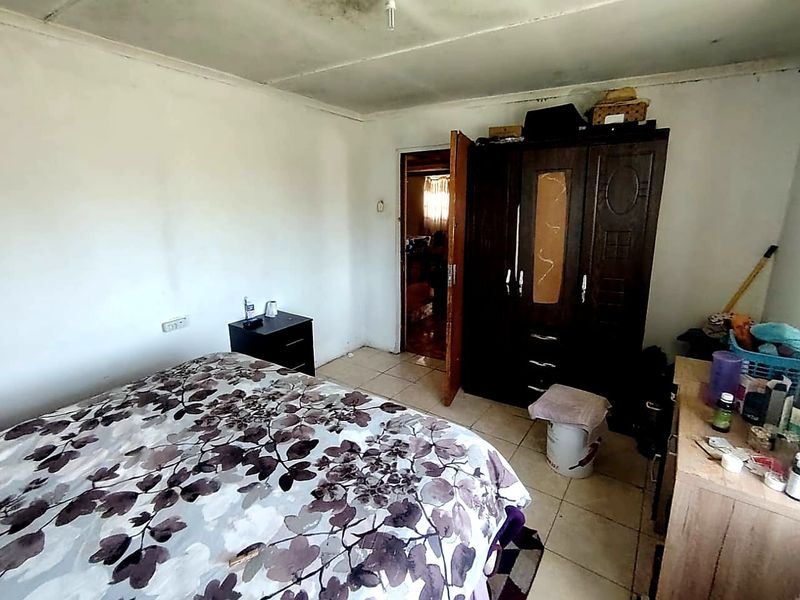5 Bedroom House for Sale in Mdantsane NU6 - Photo 9