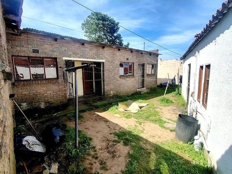 5 Bedroom House for Sale in Mdantsane NU6 - Photo 6