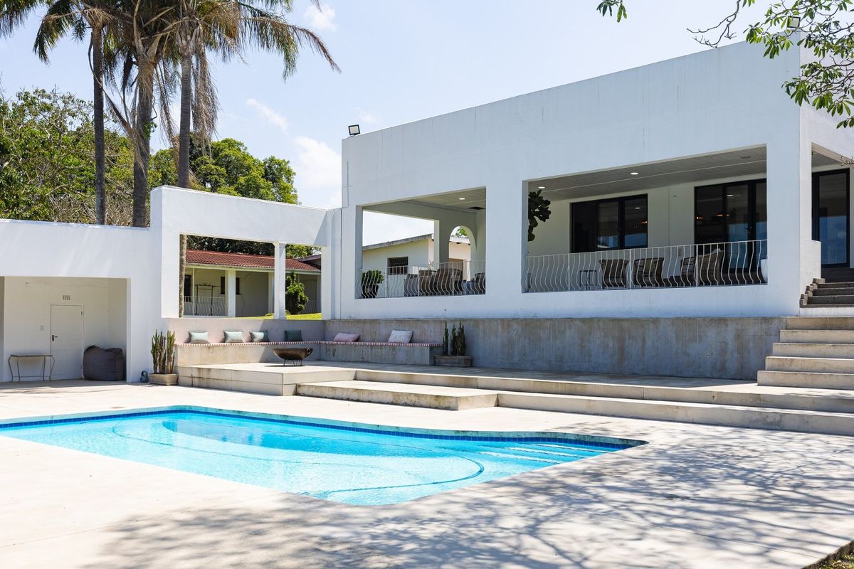 Stunning Luxury Home With B&B Potential - Photo 2