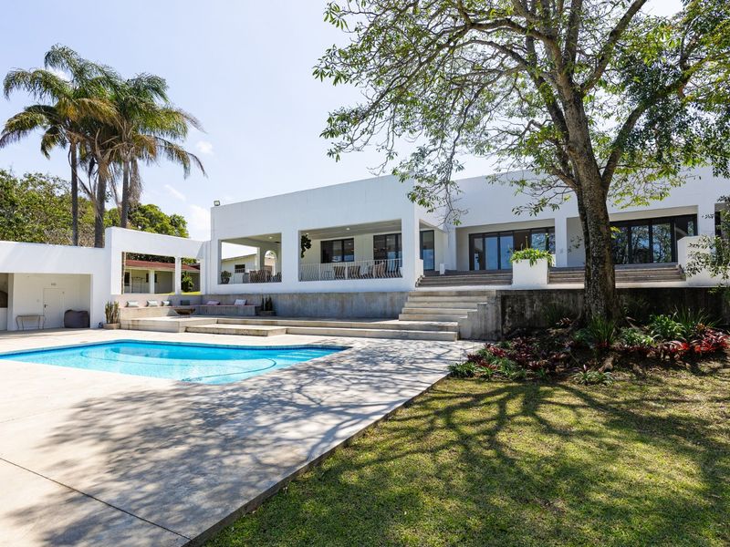 Stunning Luxury Home With B&B Potential - Photo 1