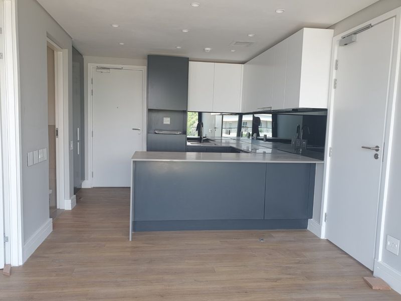 Upmarket 1 bedroom unit in the prestigious Melrose Arch Precinct - Photo 3