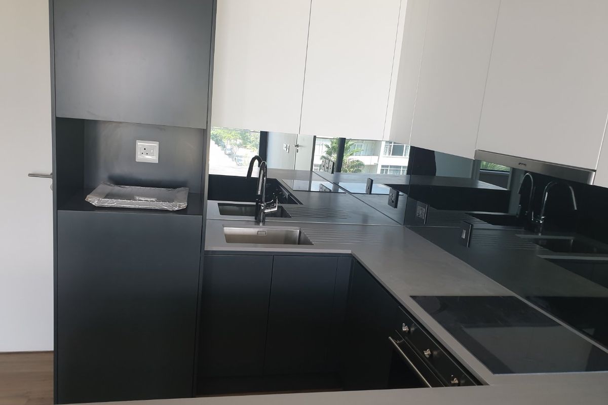 Upmarket 1 bedroom unit in the prestigious Melrose Arch Precinct - Photo 4