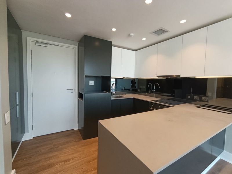 Upmarket 1 bedroom unit in the prestigious Melrose Arch Precinct - Photo 7