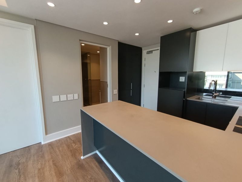 Upmarket 1 bedroom unit in the prestigious Melrose Arch Precinct - Photo 6