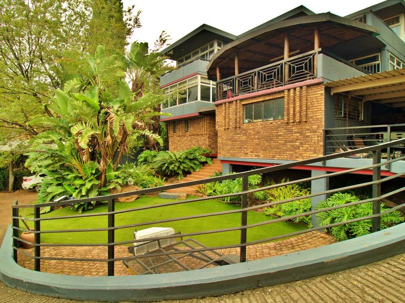 Triple Storey 6 Bedroom House, 4 Bathroom, 4 Garage House - Photo 4