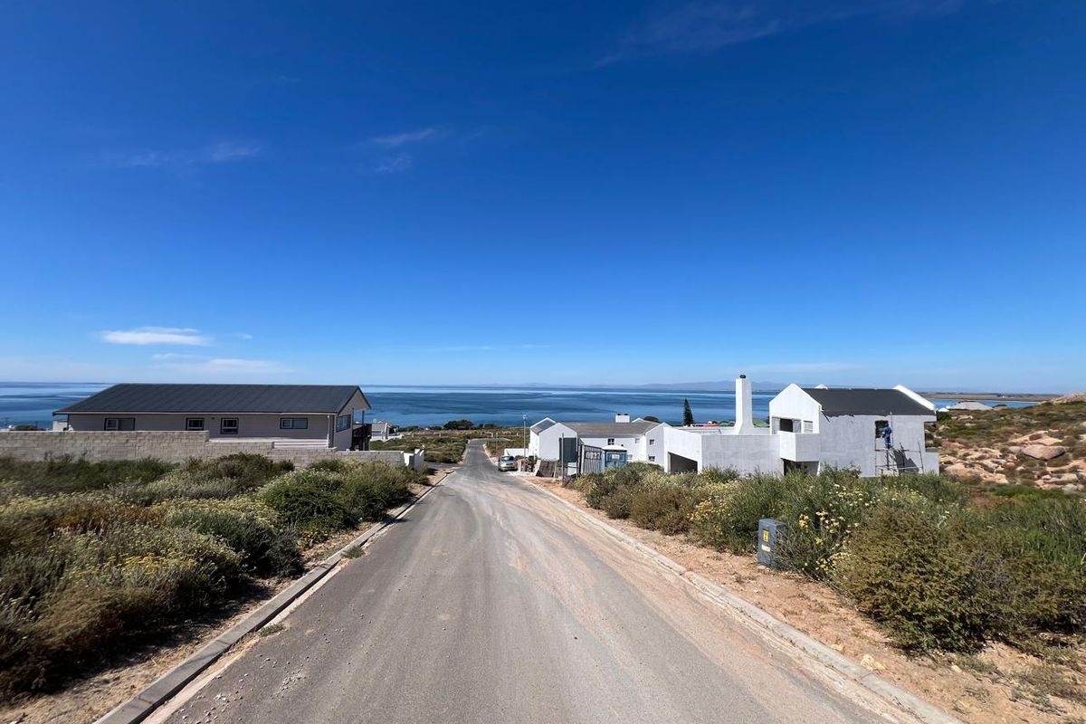 St Helena Bay erf with sea views and dunes - Photo 2