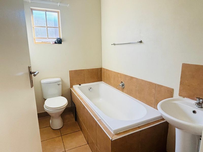 Spacious 2Bedroom House for Sale in Sky City - Photo 10