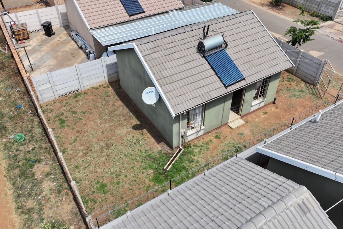 Spacious 2Bedroom House for Sale in Sky City - Photo 2