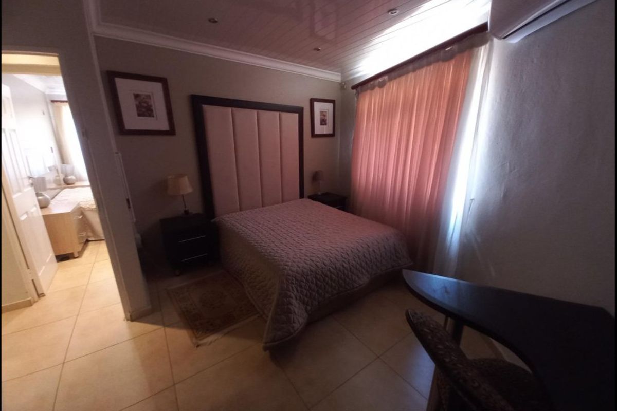 Serene and well finished farm in a very sought after area - Photo 3