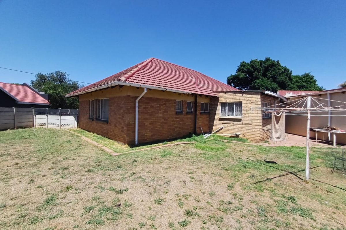 Affordable 3-Bedroom Home for Sale in Stilfontein Ext 4 - Photo 3