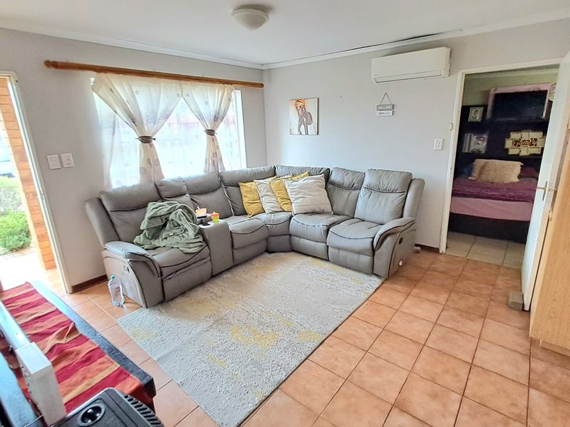 3 bedroom townhouse in Universitas - Photo 7