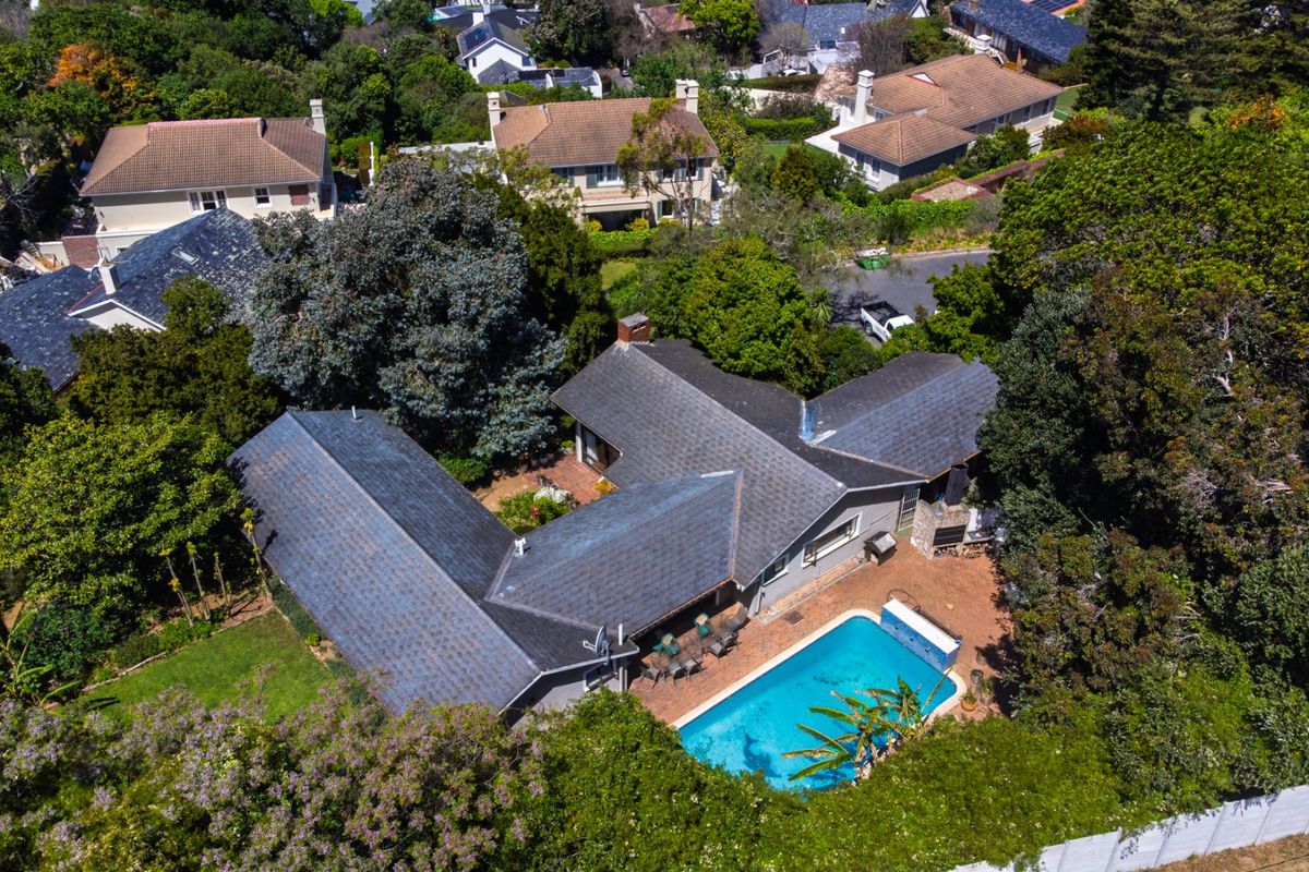 Prime Redevelopment or Renovation Opportunity | Trovato Estate, Upper Wynberg - Photo 4