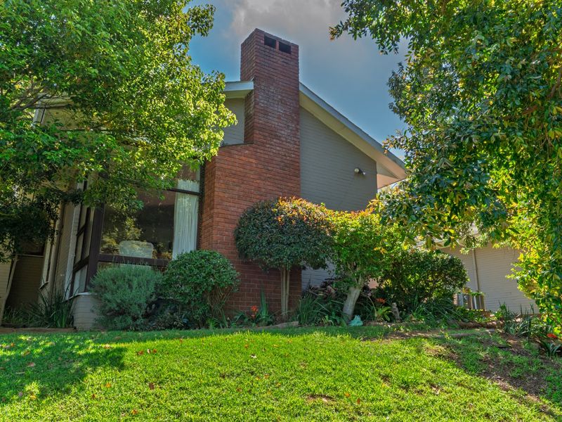 Prime Redevelopment or Renovation Opportunity | Trovato Estate, Upper Wynberg - Photo 9