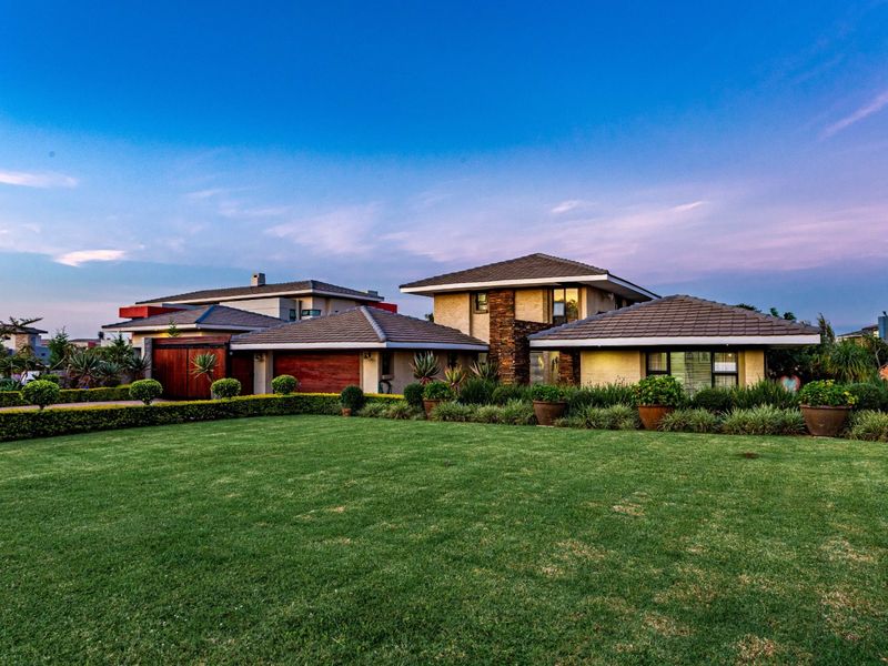 Beautiful 3 Bedroom Lombardy House - Photo 3