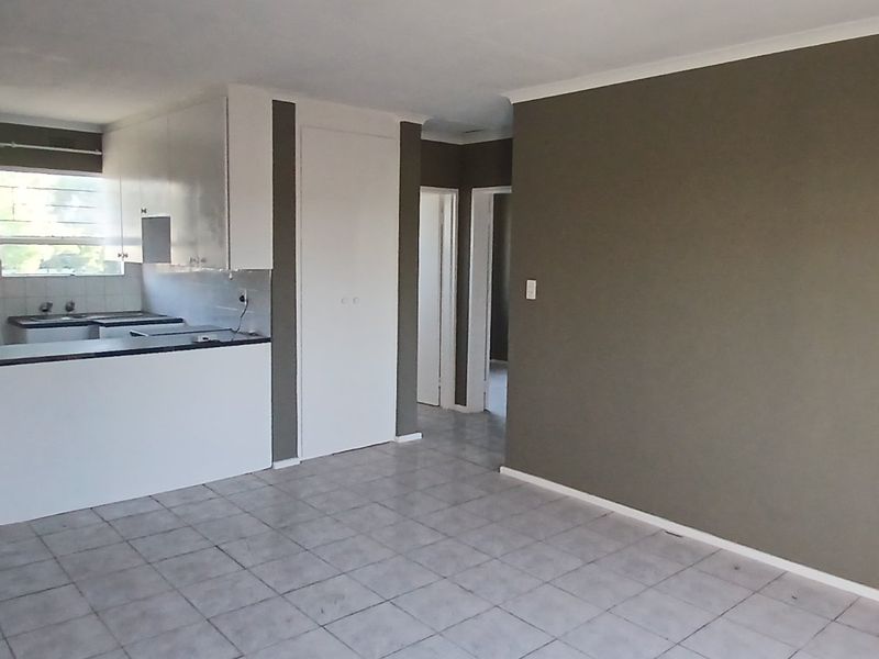 2 BEDROOM APARTMENT FOR SALE IN MIDRAND - Photo 3