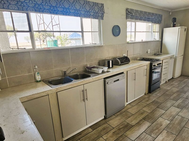 Waterfront Paradise Awaits You! - Photo 3