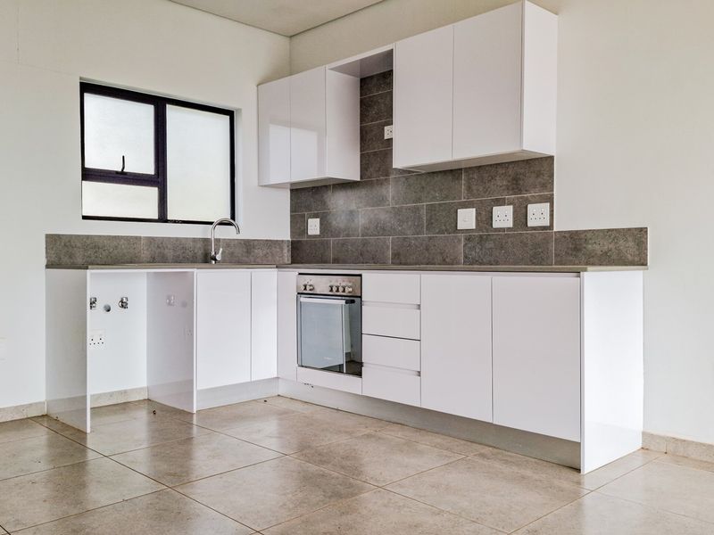 Modern. Neat. Popular. Cheap. Great for Investors. - Photo 5