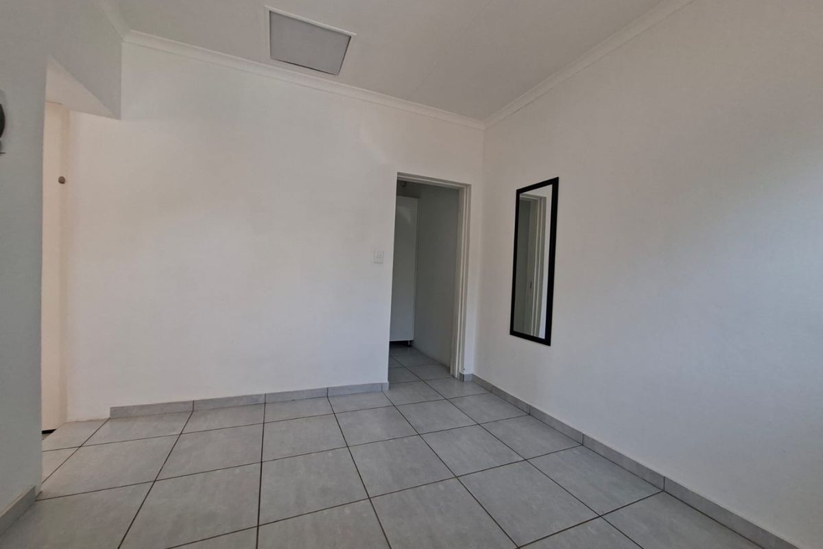 Introducing the epitome of urban living: our newly built 1-bedroom townhouse nestled in a gated community, offering peace of mind and security. Experience modern comfort and style in a tranquil environment. Discover your sanctuary today! - Photo 4