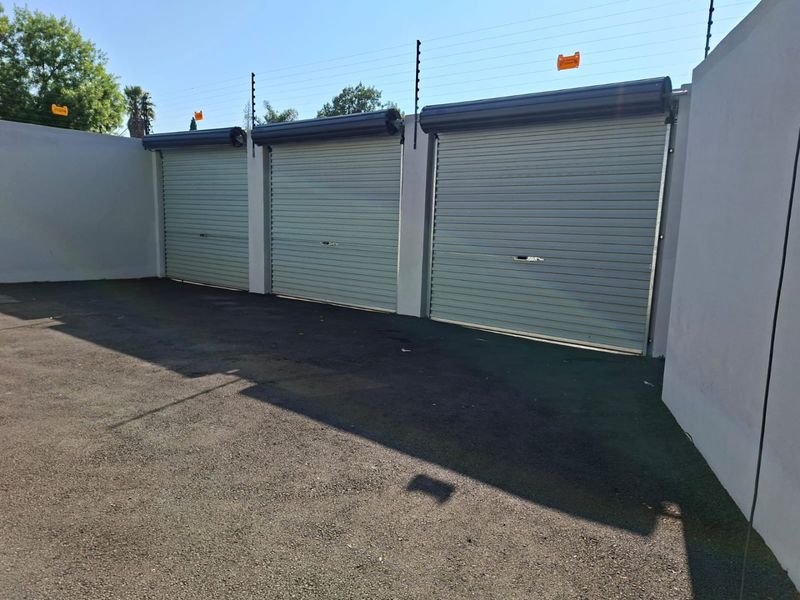 Introducing the epitome of urban living: our newly built 1-bedroom townhouse nestled in a gated community, offering peace of mind and security. Experience modern comfort and style in a tranquil environment. Discover your sanctuary today! - Photo 3