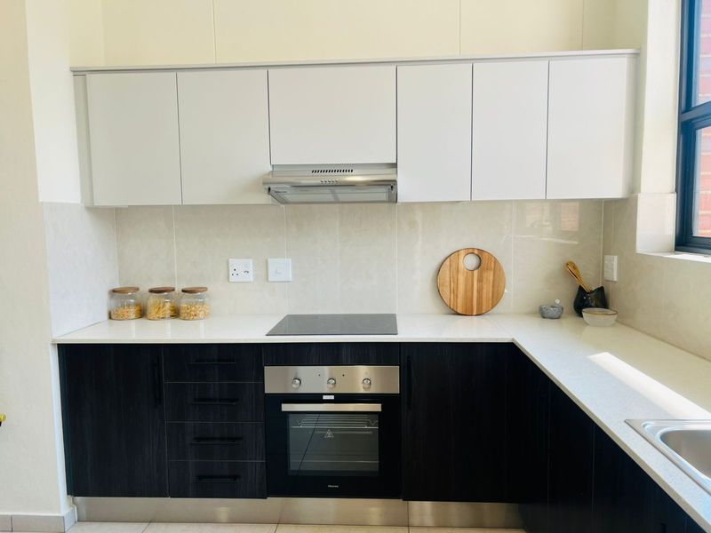 Luxury Ground Floor Duplex For Sale at Emerald Skye - Photo 8