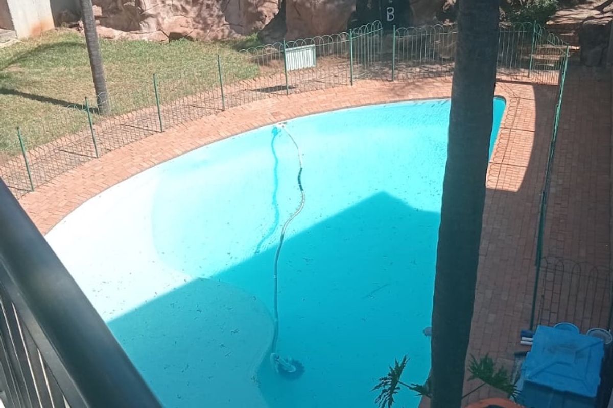 Divine Luxury with a Beautiful View For Sale in Mulbarton.  - Photo 2