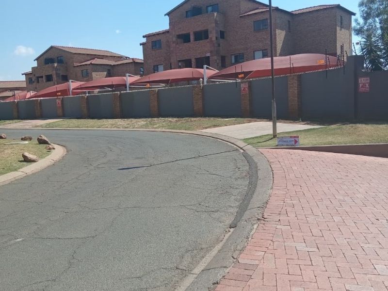 Divine Luxury with a Beautiful View For Sale in Mulbarton.  - Photo 7