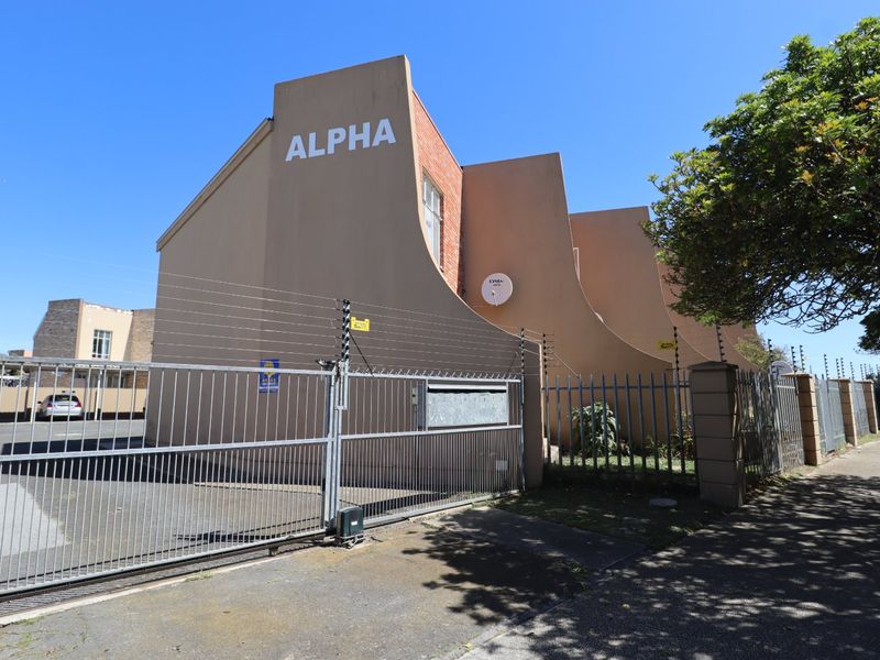 RIGHT PRICE, RIGHT ADDRESS!!! - Photo 3