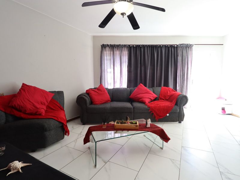 RIGHT PRICE, RIGHT ADDRESS!!! - Photo 8