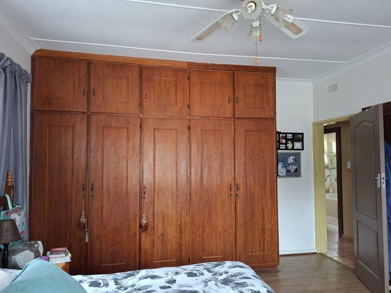 3 Bedroom Family Home with spacious 1 Bedroom Flat for sale in Flimieda - Photo 3