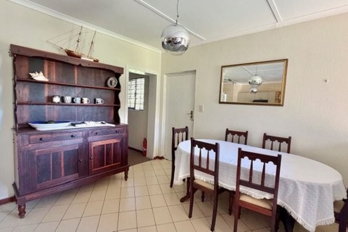 Spacious and Immaculate Townhouse in a Sought-After Uvongo Complex - Photo 5