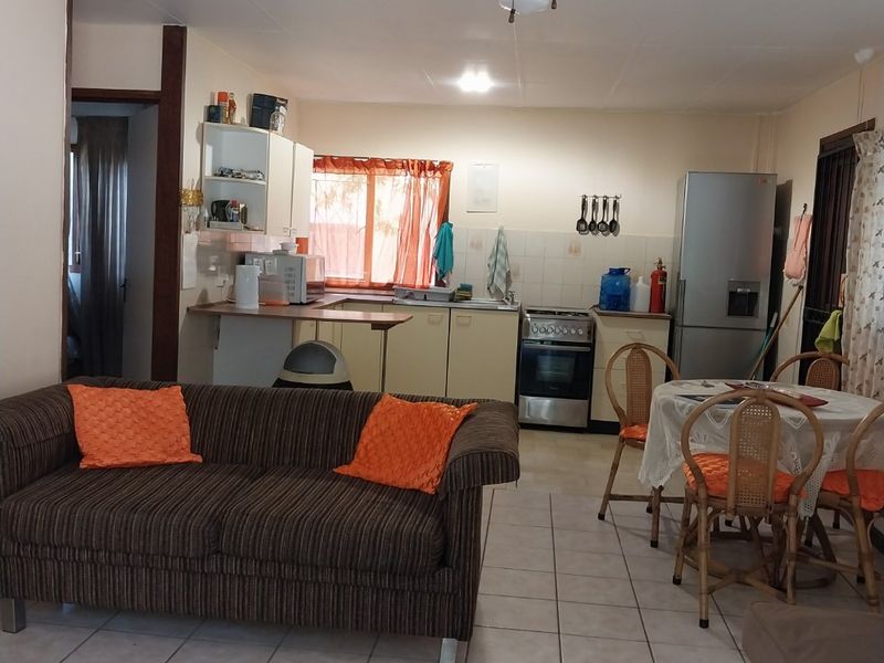 2-Bedroom Townhouse for Sale in Hibberdene River Resort - Photo 5