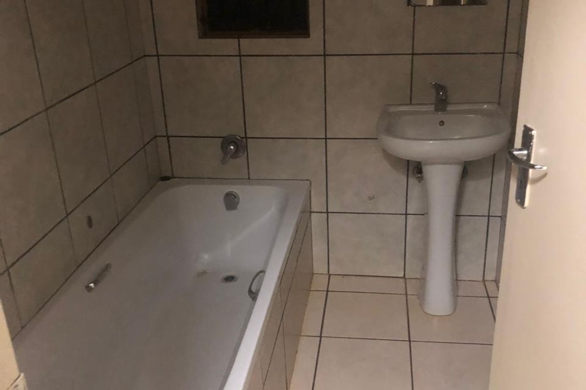 Well maintained home.  - Photo 5